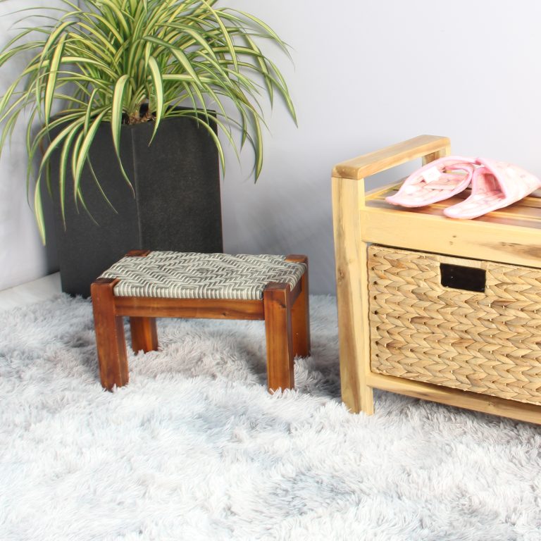 Dale-Poly-rattan-wood-Stool-Grey-Lifestyle-Slightly-Inclined